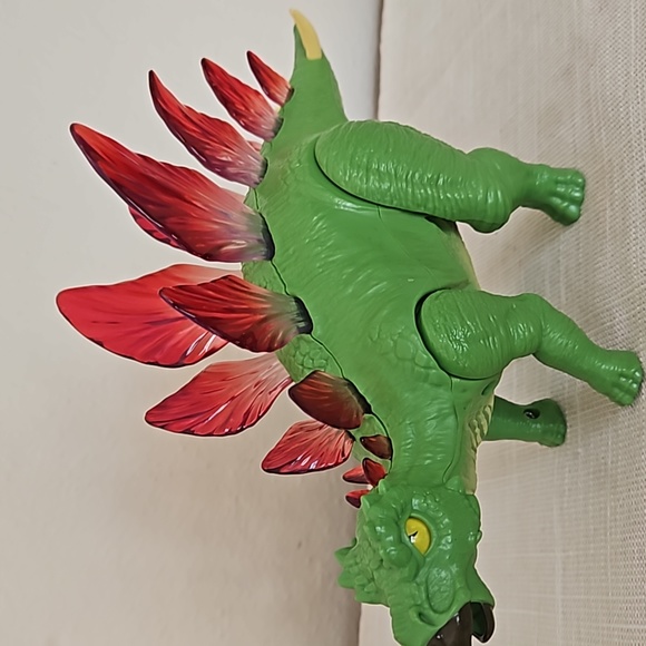 Vintage Walking Lighted Roaring Stegosaurus Dinosaur Figure - Picture 12 of 12